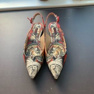 DOLCE GABBANA SLING BACKS